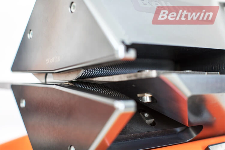 Nuevo Separador de Capas de Banda PVC/PU SC130