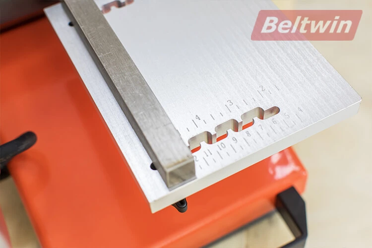 Nuevo Separador de Capas de Banda PVC/PU SC130