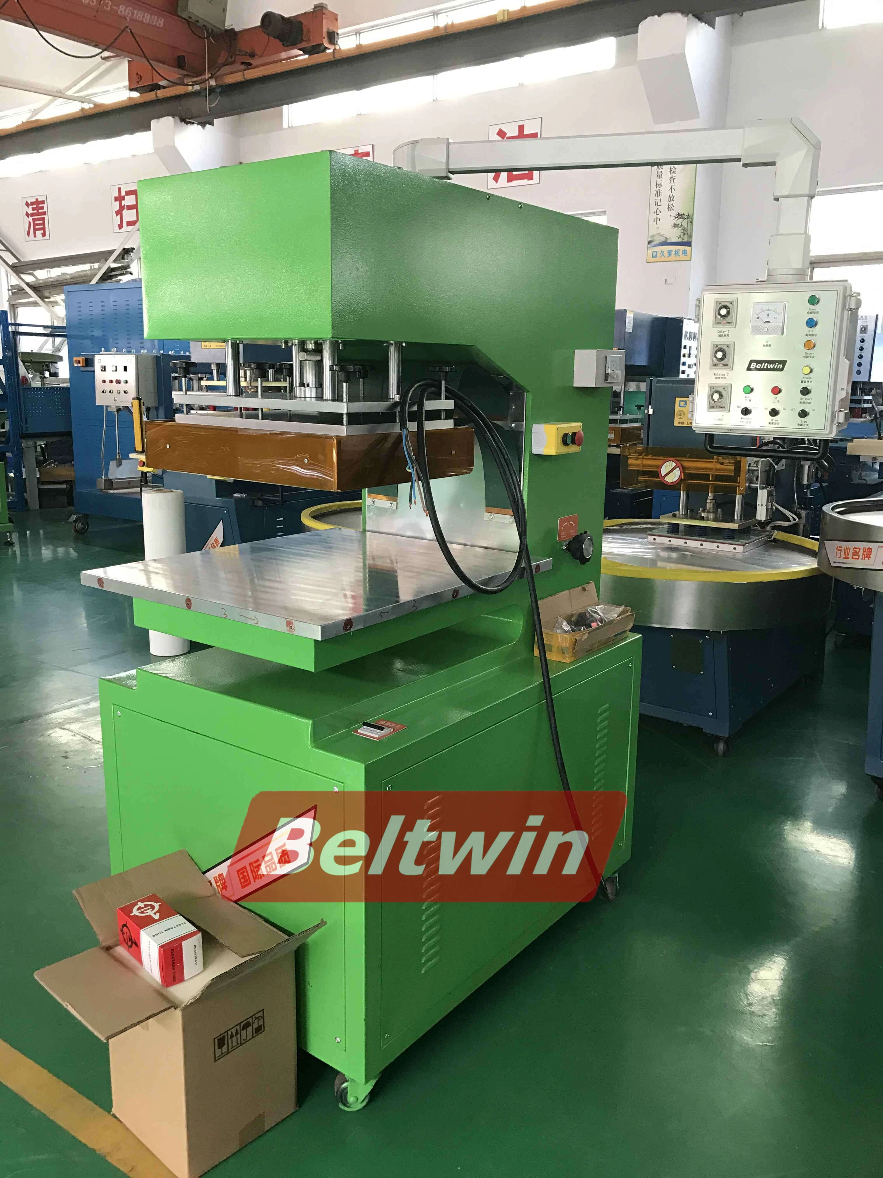 Embalaje de máquina de soldadura HF a Rusia