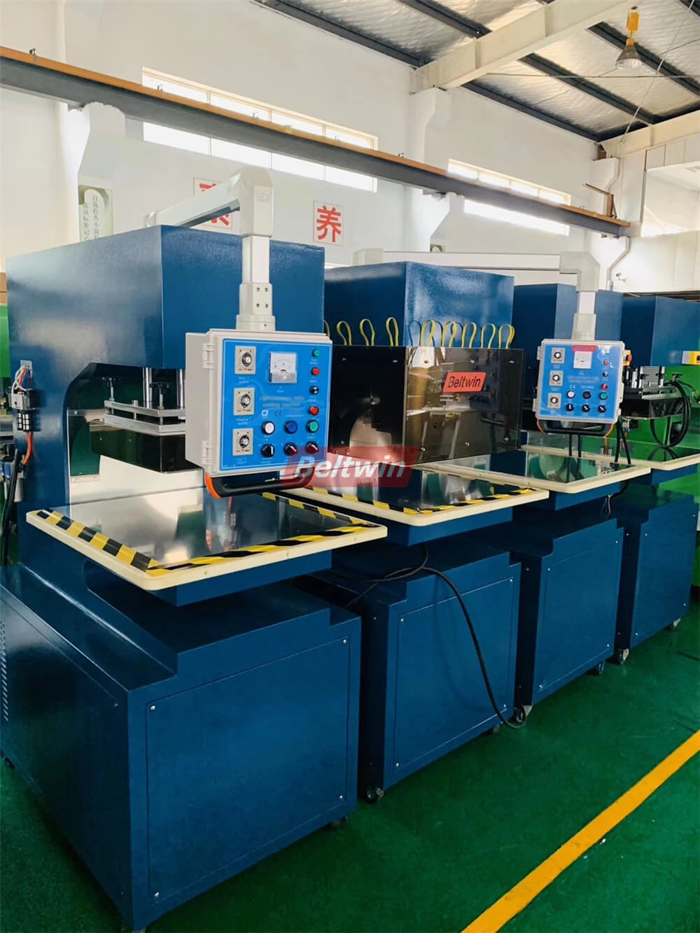 Entrega de máquina de alta frecuencia de 12KW en febrero de 2020