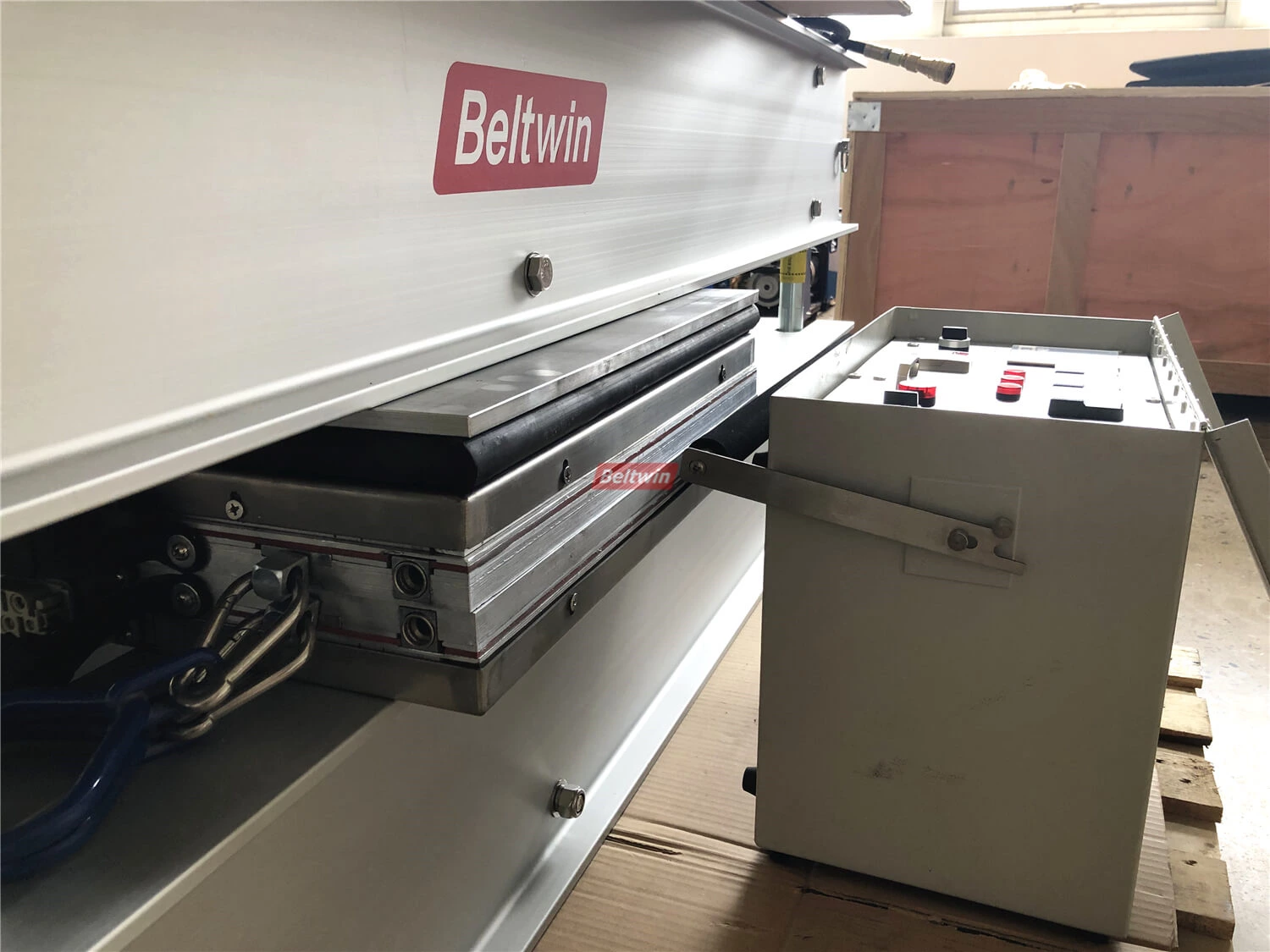 Vulcanizador de reparación de correa de caucho Beltwin para correa de 1600 mm