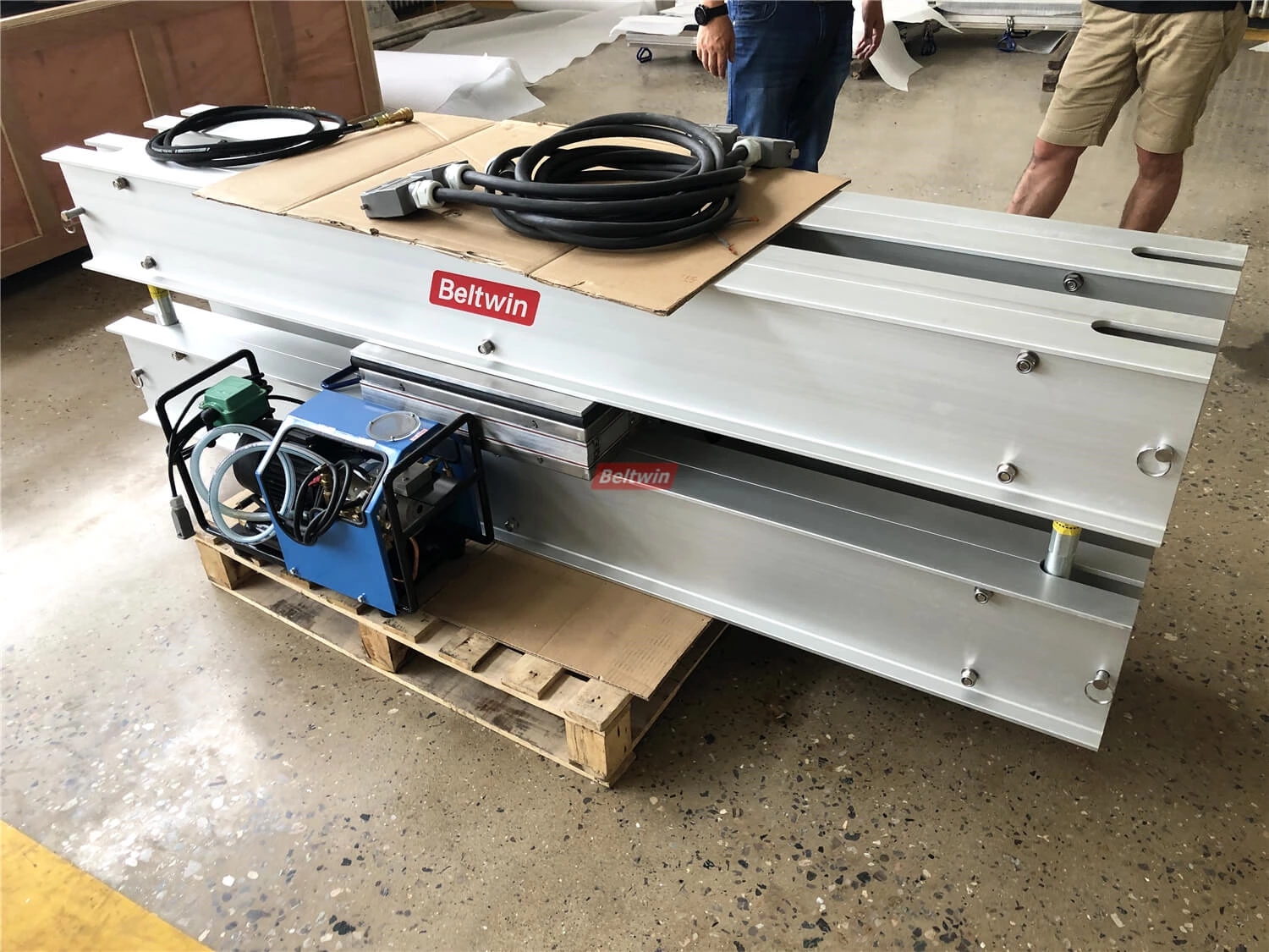 Vulcanizador de reparación de correa de caucho Beltwin para correa de 1600 mm