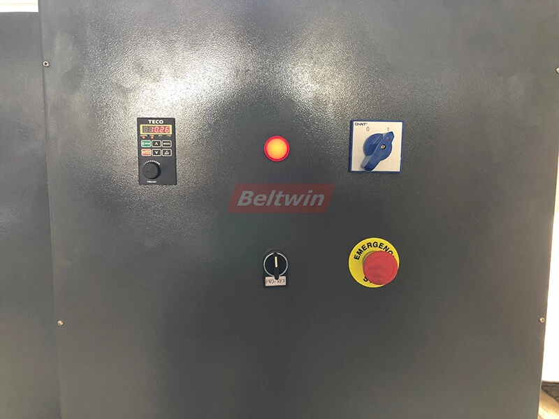 Máquina de guía de correa Prueba y entrega de 3000 mm a Países Bajos