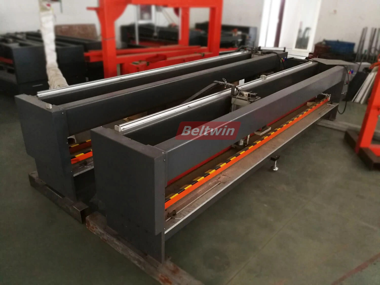 Entrega de máquinas de cinturones de PVC/PU Beltwin al Reino Unido.