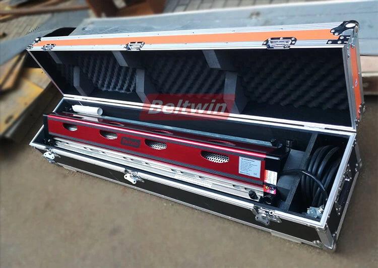 Entrega de máquinas de procesamiento de bandas de PVC/PU de Beltwin a Canadá (separación de bandas/punzonado/unión)