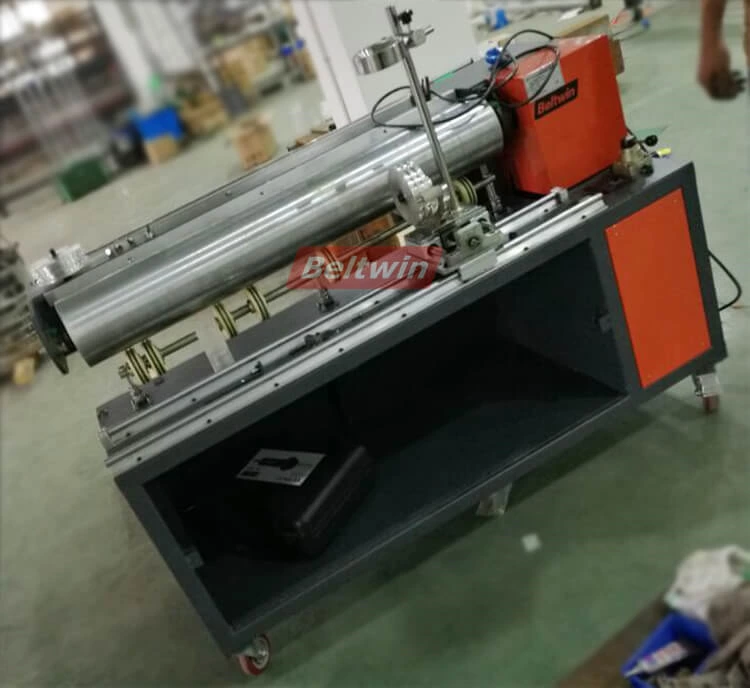 Entrega de máquina de soldadura con guía Beltwin y punzonadora manual a México