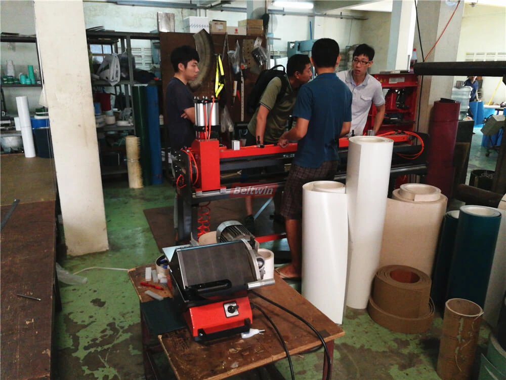 Viaje a Tailandia 2019: Comentarios de un cliente en Tailandia sobre el día 5-2 de la prensa de refrigeración por aire