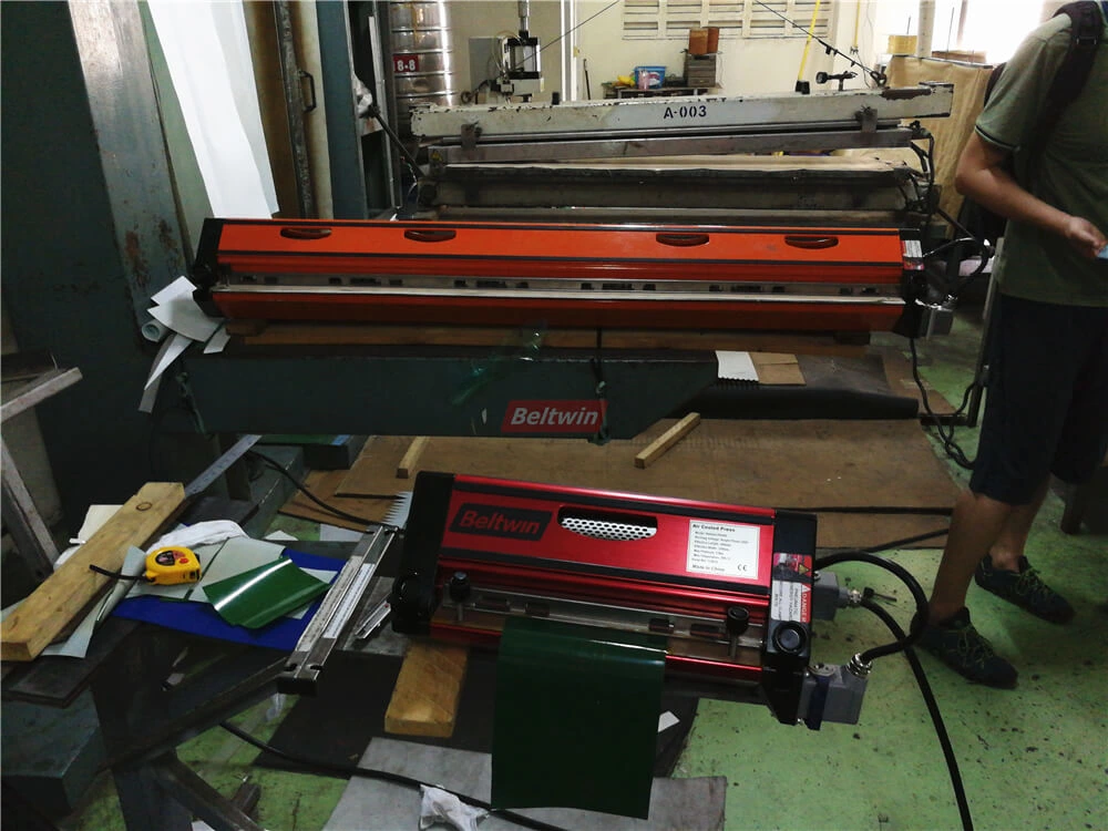 Viaje a Tailandia 2019: Comentarios de un cliente en Tailandia sobre el día 5-2 de la prensa de refrigeración por aire