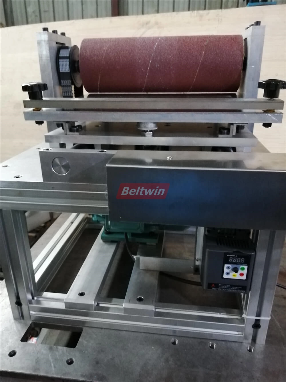 Máquina peladora de correas de transmisión SD150-600