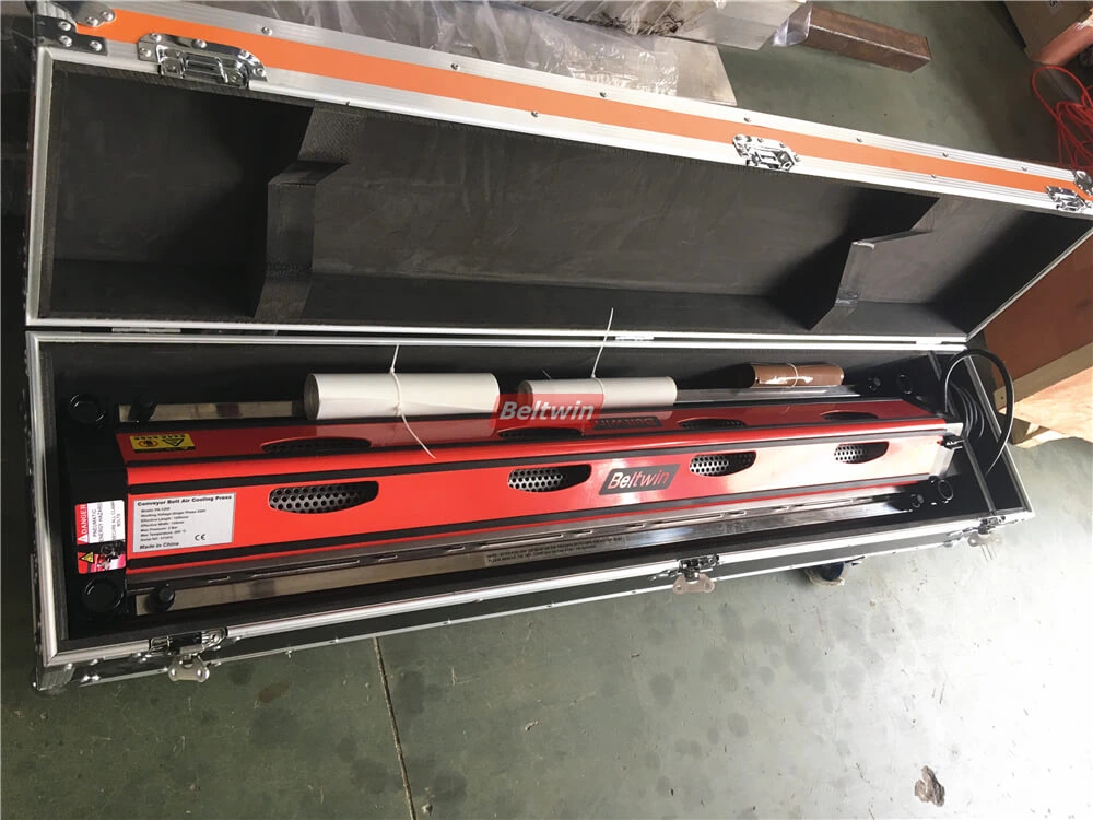 Entrega de prensa de enfriamiento de aire PA1200 a Chile