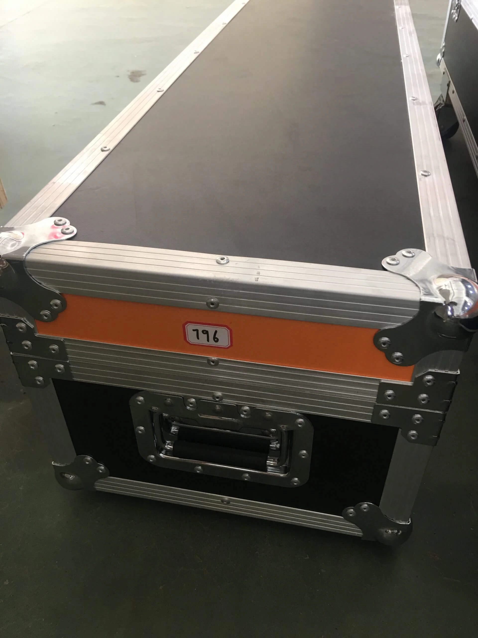 Entrega de prensas de enfriamiento de aire PA900 y PA1500 a Alemania