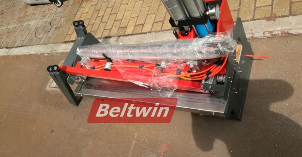 Perforadora de dedos neumática de 1600 mm y prensa de refrigeración por agua 600 entregadas a Pakistán