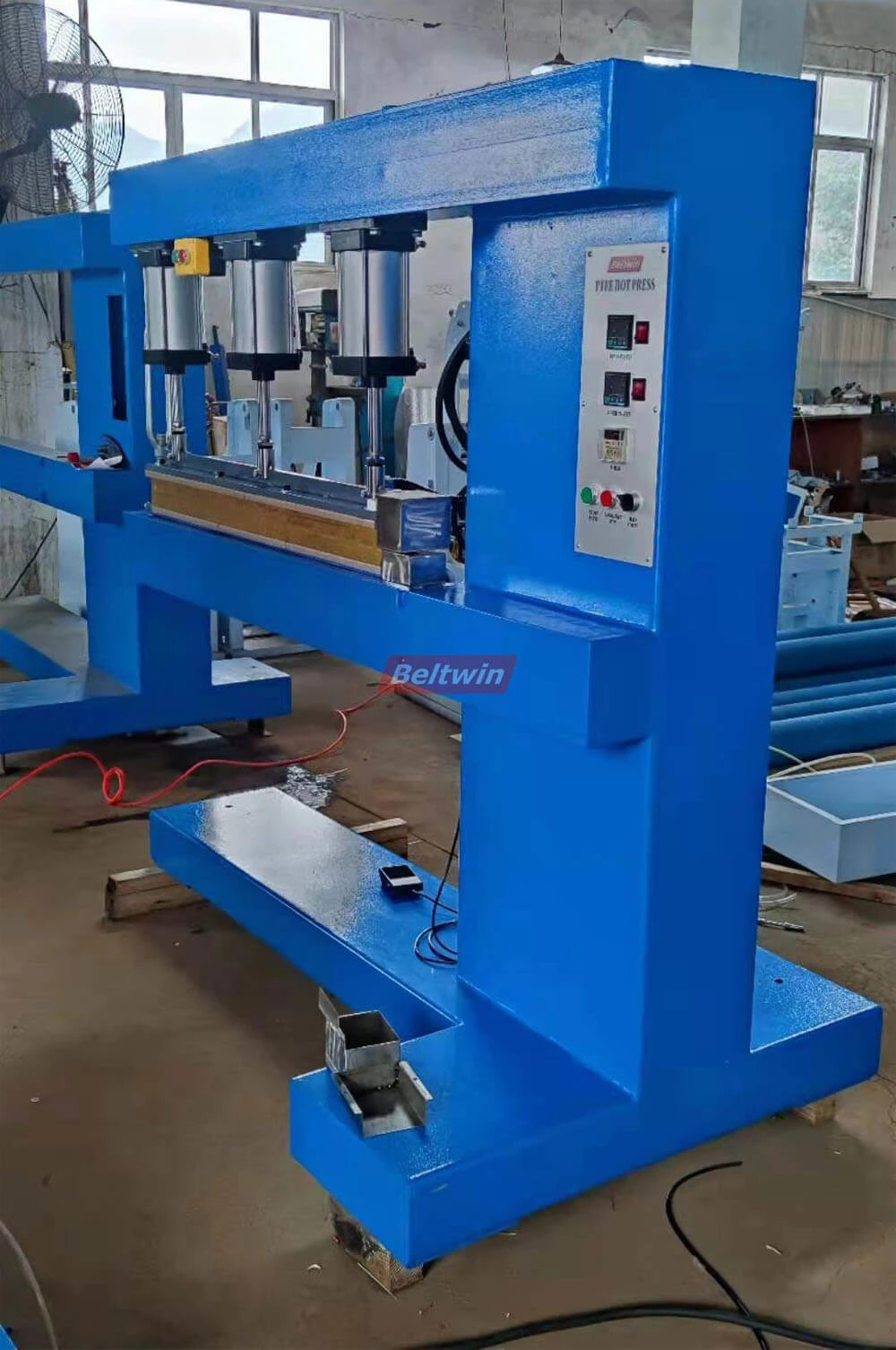 Máquina de soldadura de banda de teflón PTFE Prensa de empalme TW(STW)130-200