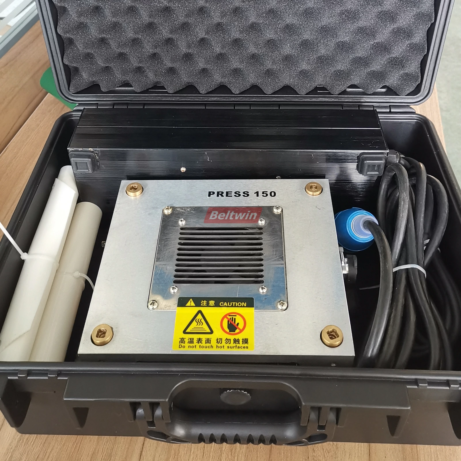 Prensa Pequeña de Enfriamiento por Aire