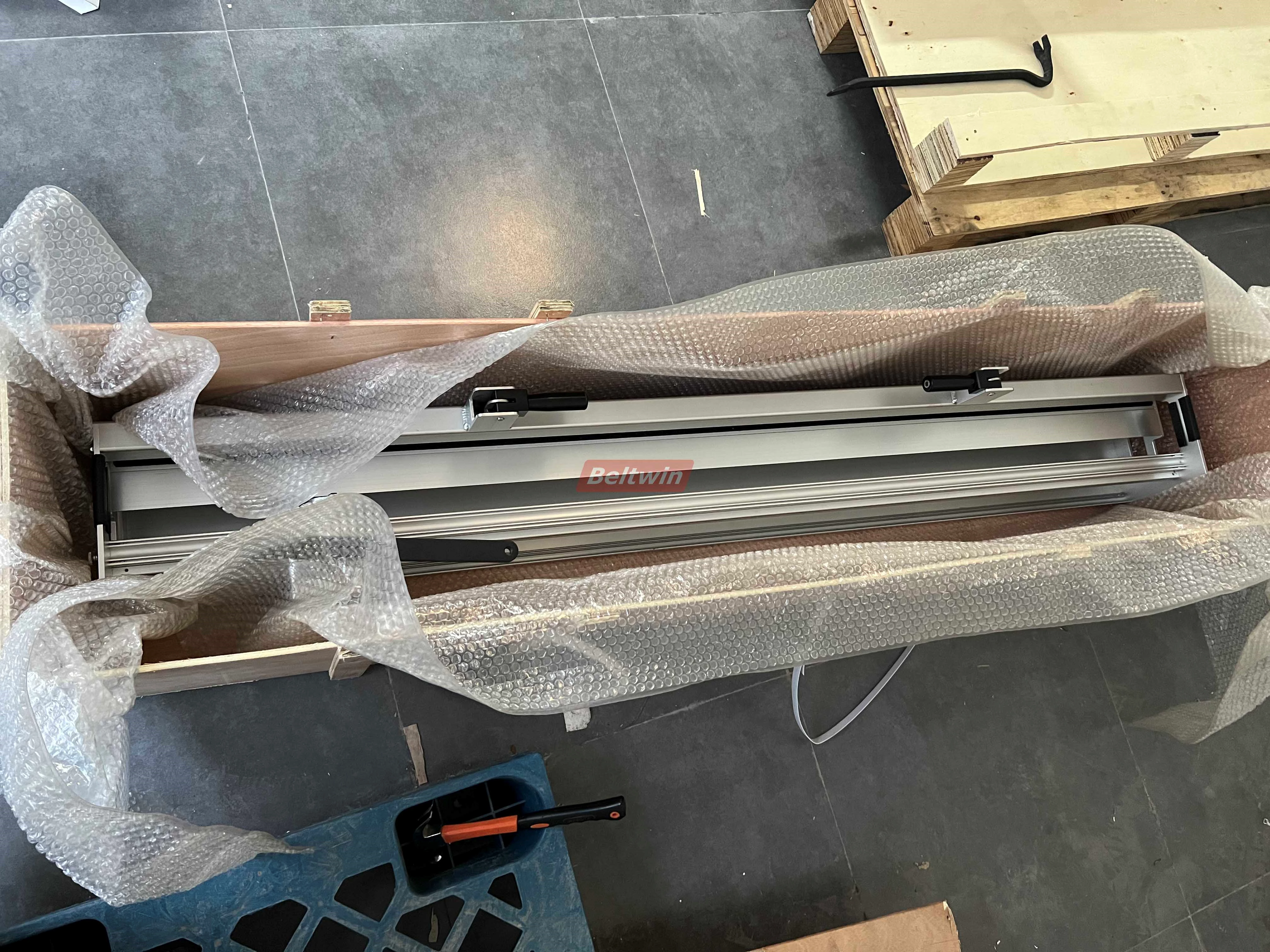 Roller Lacer con taladro eléctrico KA600-1500 para Empalme Mecánico de Banda Transportadora