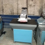 Punzonadora de dedo de correa dentada