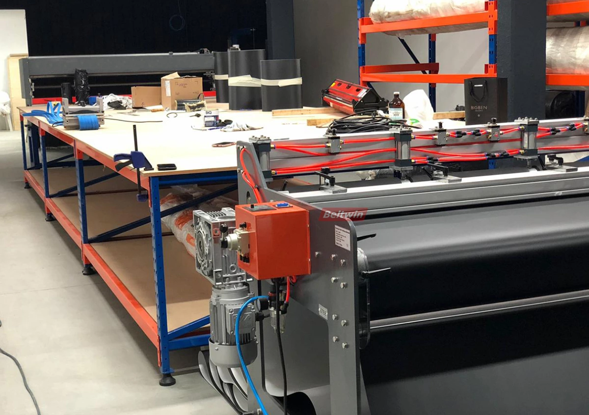 ¿Por qué elegir la perforadora de dedos automática para perforar dedos en cinturones de PVC/PU?