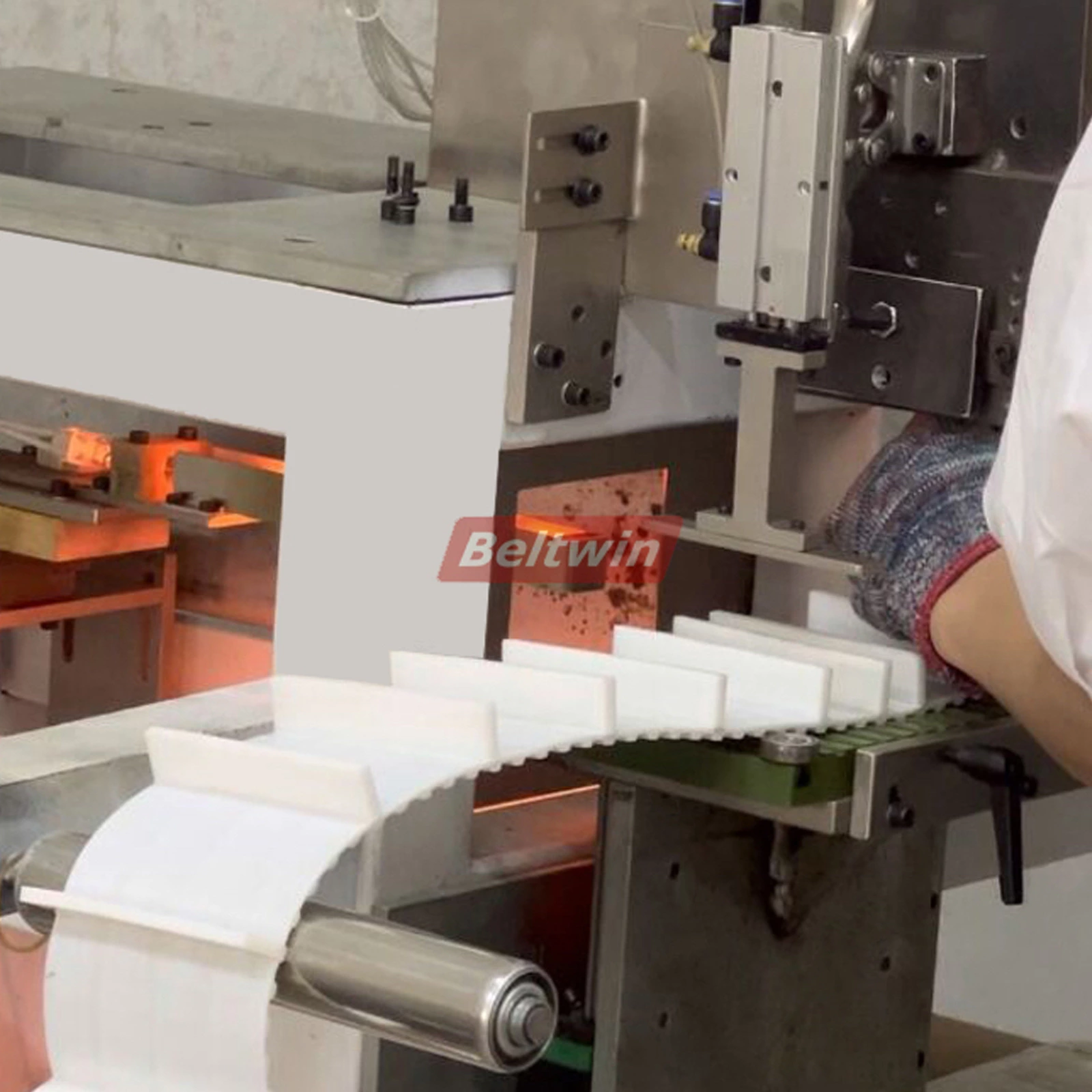 Soldadora de correas de distribución QC100T