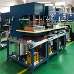 Máquina de soldadura de correa de alta frecuencia QA-1000H para guías en V, grapas y paredes laterales de correa