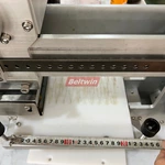 Punzonadora para correas de distribución