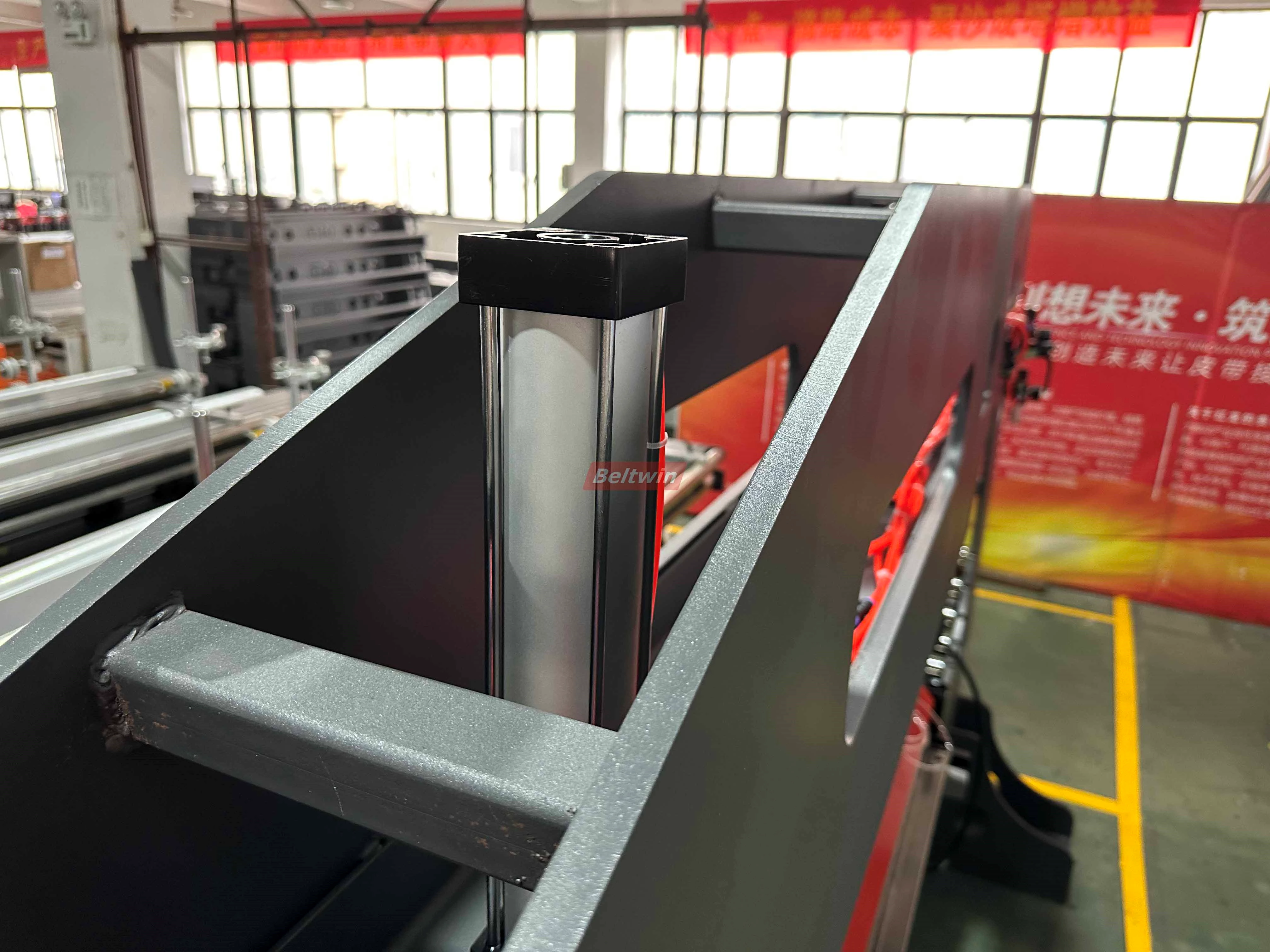 Prensa de Empalme con Refrigeración por Aire para Banda Transportadora de Junta Longitudinal