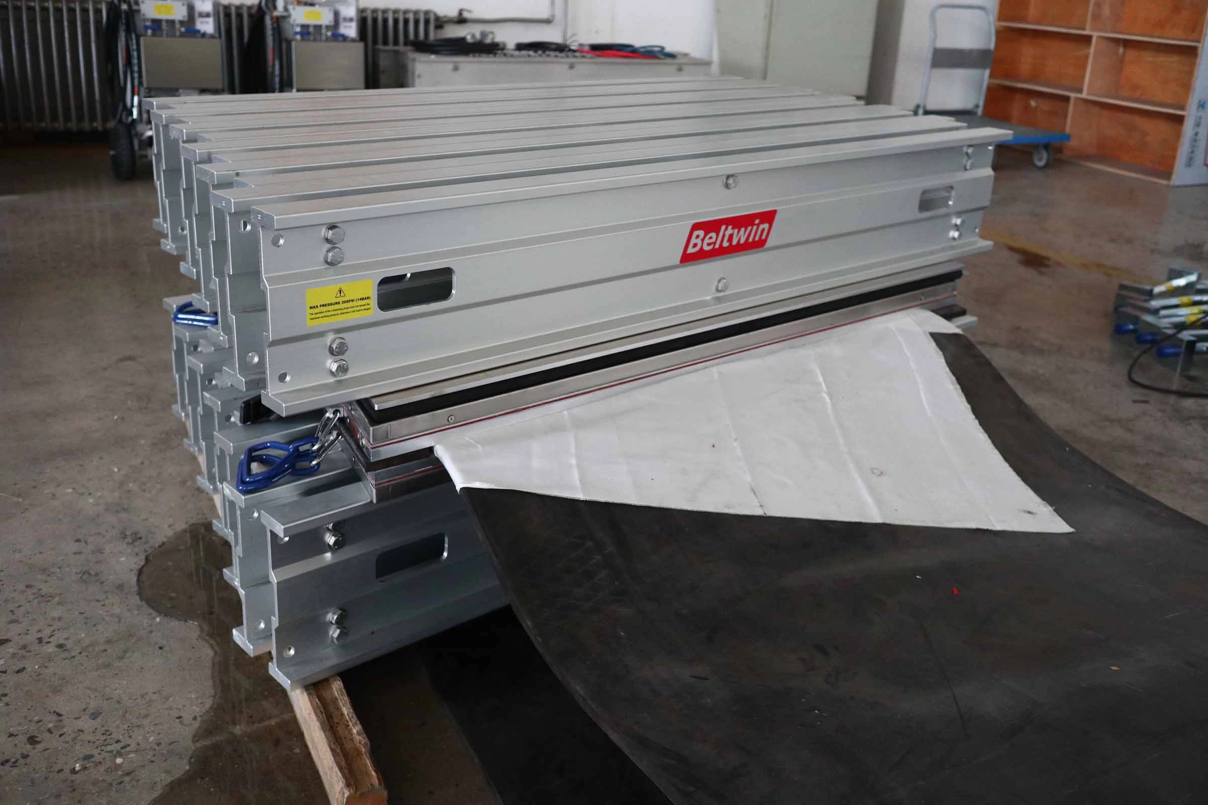 Vulcanizador de caucho con la Viga Transversal de la Aleación Aluminio